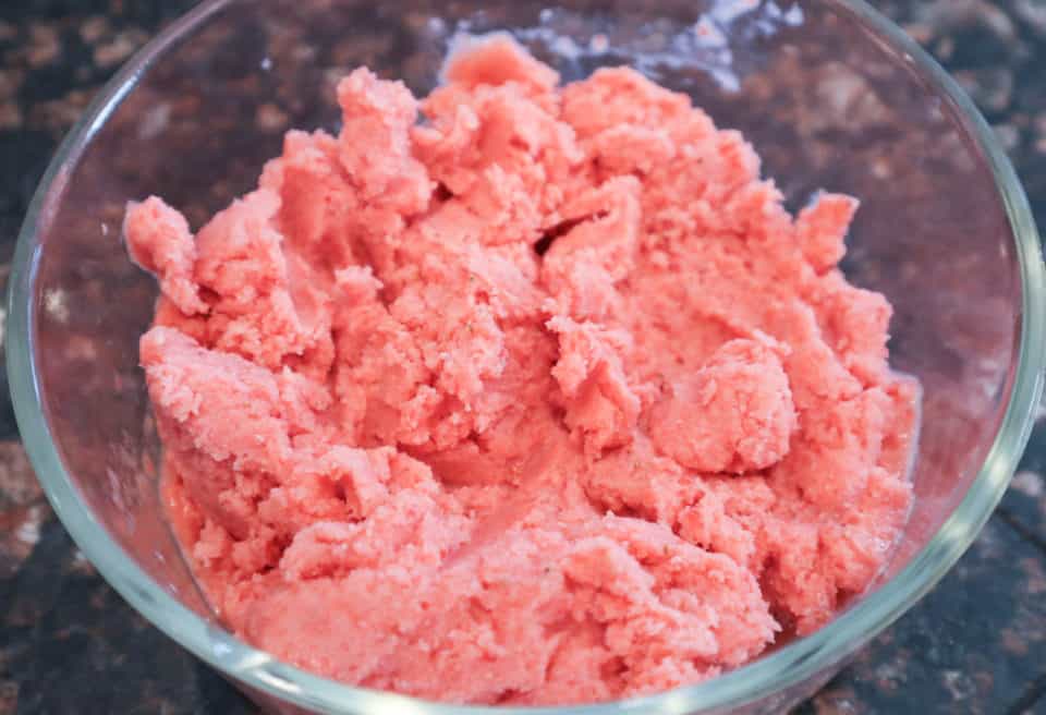 Thickened Simple & Delicious Strawberry Sherbet in a bowl.
