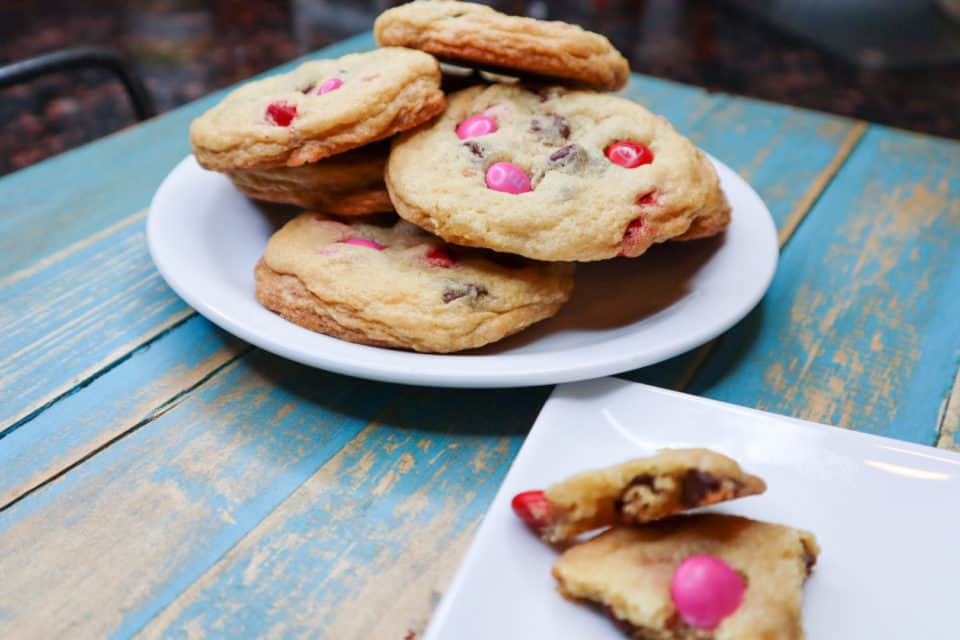 Picture of baked Soft & Chewy Chocolate Chip M&M Cookies on a plate