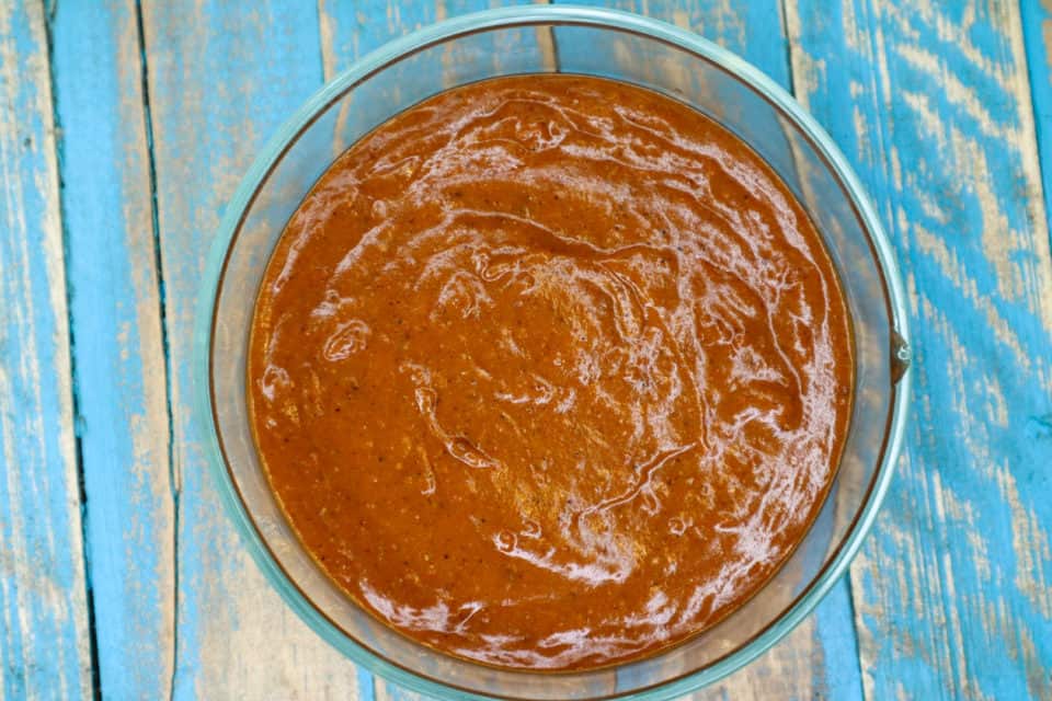 Picture of finished Homemade Red Enchilada Sauce in bowl.