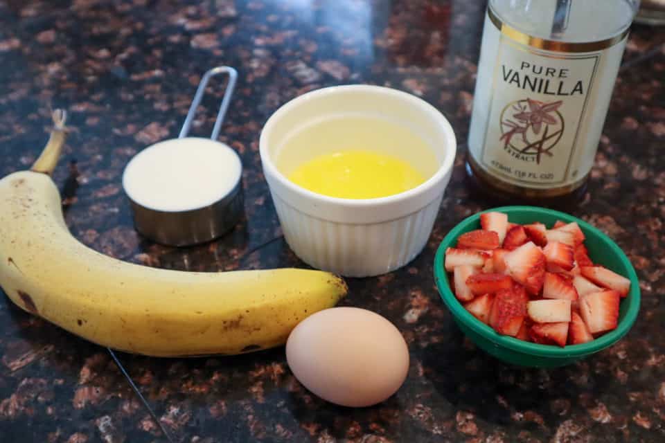 Picture of ingredients for Strawberry Banana Oat Bran Muffins