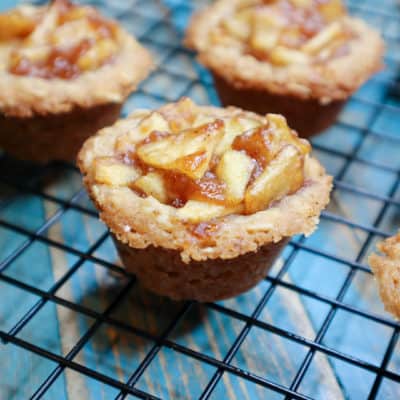 Apple Crumble Cookie Cups